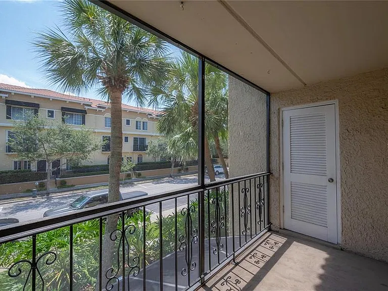 107 S Obrien St #218 — Photo 22