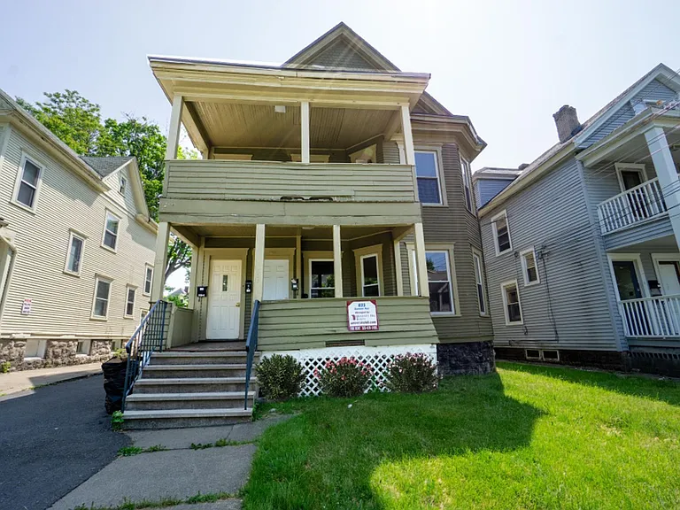 833 Sumner Ave #1 — Photo 3