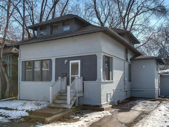906 10th Ave N, Fargo, ND 58102