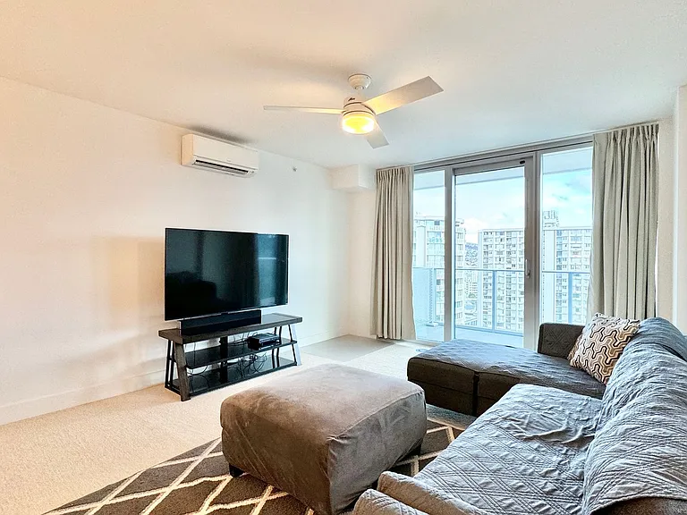 629 Keeaumoku St #1605 — Photo 4
