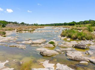 153 One River Point Dr W, Johnson City, TX 78636