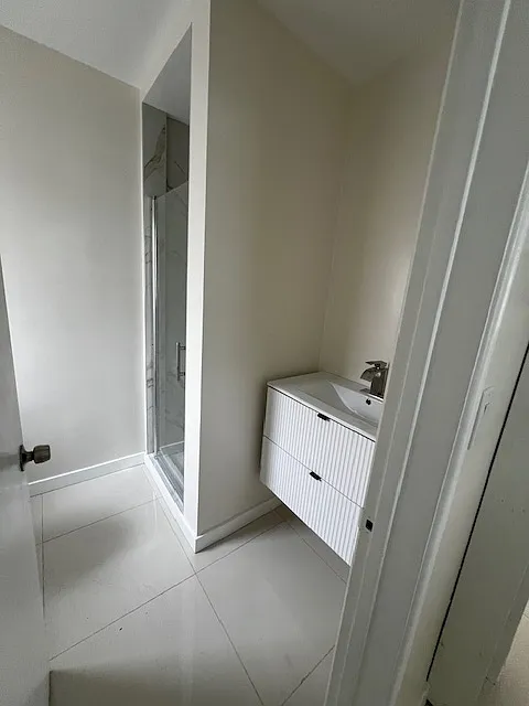 Studio, 350 sqft, $1,550 — Photo 4
