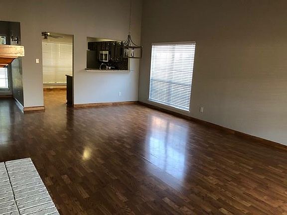 2nd image of 4177 Driscoll Dr
