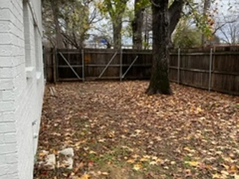 400 Donnell Dr — Photo 18