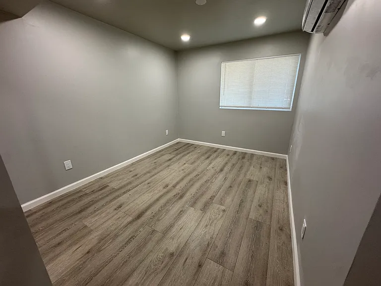 704 Fulton St #8 — Photo 8