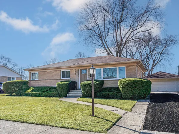 2002 Bonita Ave, Mount Prospect, IL 60056