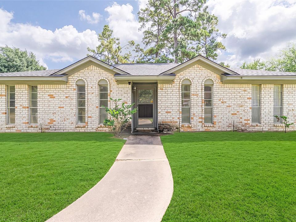 1st image of 23230 Canyon Lake Dr