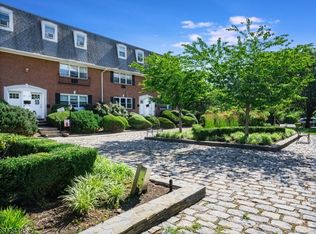 25 River Rd APT A6, Nutley, NJ 07110