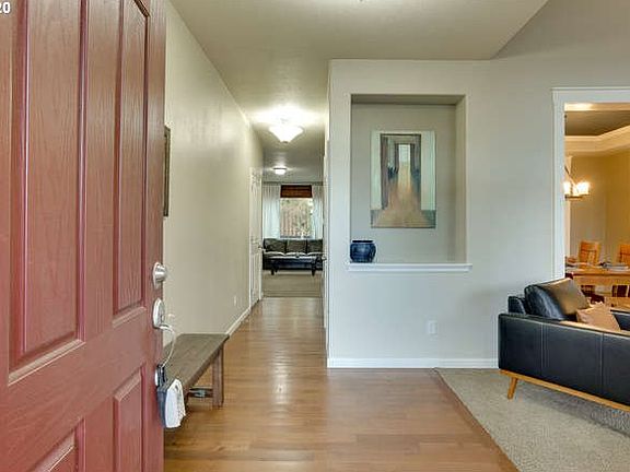 3rd image of 16384 SE Jasper Dr
