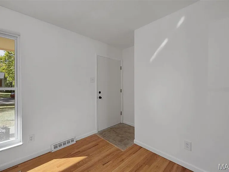 12191 Lake Meade Dr — Photo 18