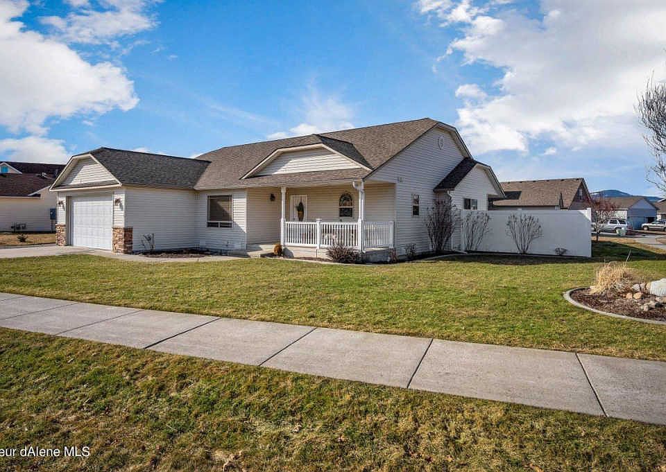 1st image of 379 W Ashworth Ln