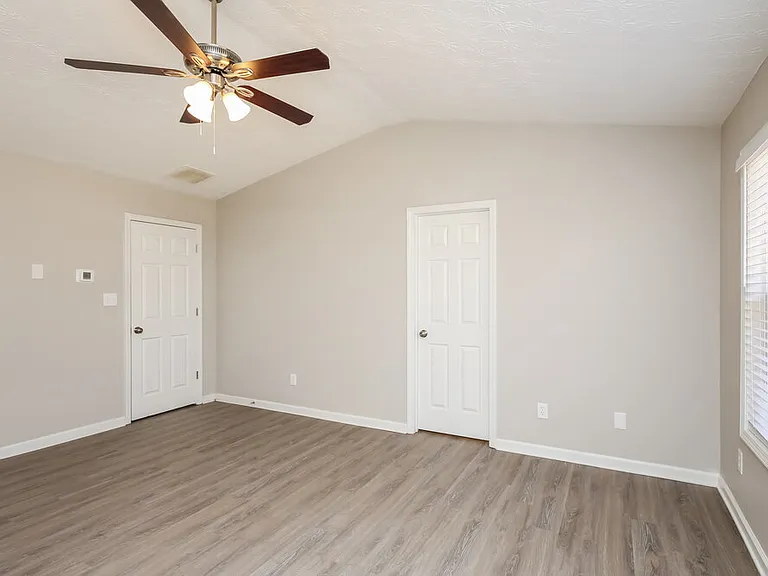 205 Cool Weather Dr — Photo 11