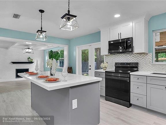 4th image of 2116 NW 6th Ave