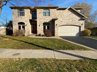 865 Ridge Rd, Highland Park, IL 60035