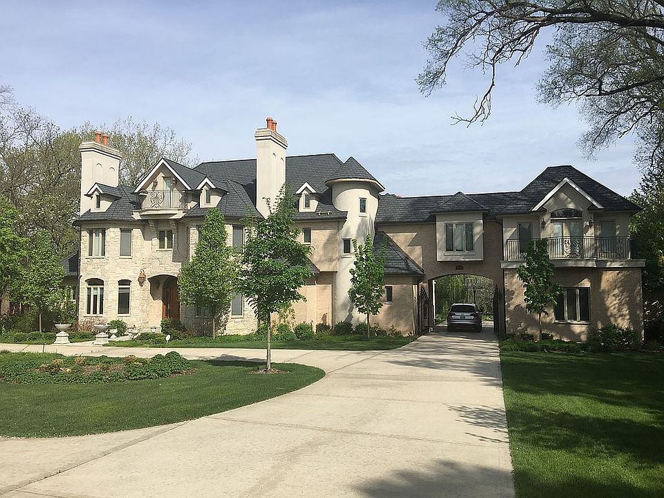 2nd image of 1510 Foothill Dr