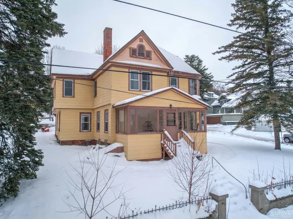 218 Harris Ave, Hancock, MI 49930