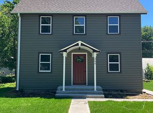 364 N Osborne St, Ainsworth, NE 69210