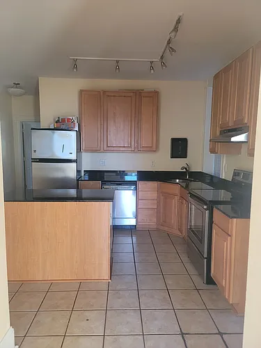 4549-4551 Oakland Ave #4549A Photo 1