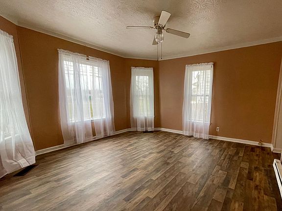 3rd image of 771 Buckeye Ave