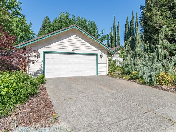 2nd image of 306 Crow Canyon Dr