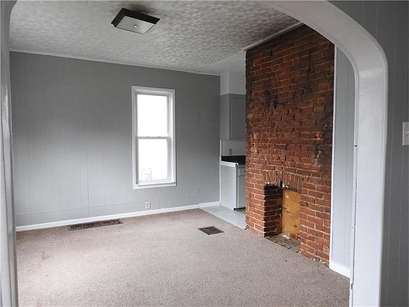 5th image of 123 Wallula Ave