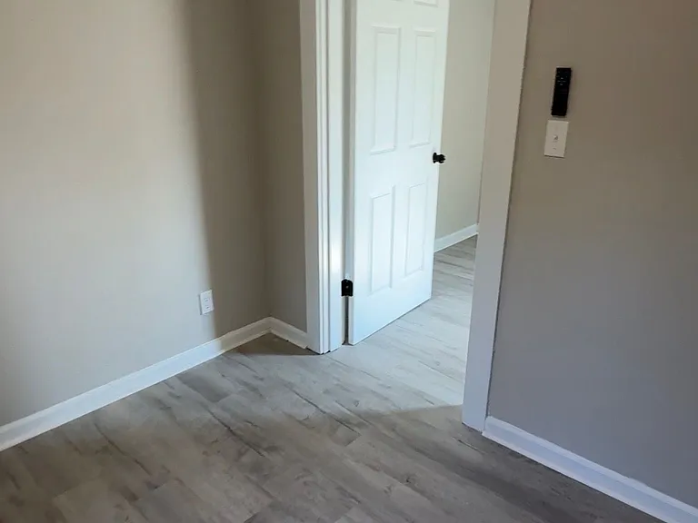 1112 Rockbridge Ave — Photo 12