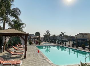 600 Hosking Ave (Golden Valley Luxury Apartments), Bakersfield, CA 93307