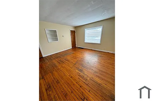2307 Auburn St Photo 1