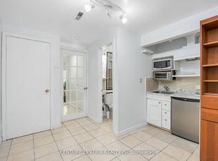 451 Military Trl #102, Toronto, ON M1E 4E8