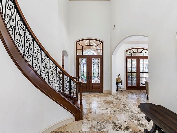 5th image of 6 Harmony Links Pl