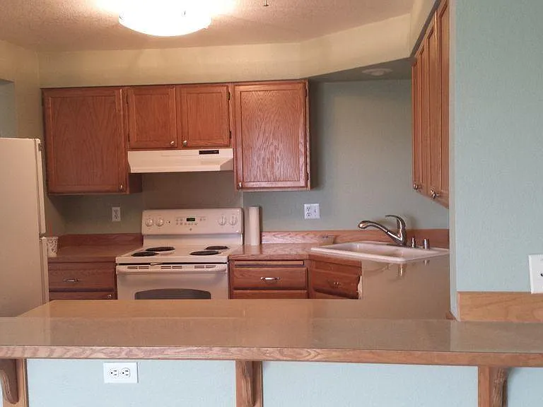 3733 Waller Rd E #104 — Photo 9