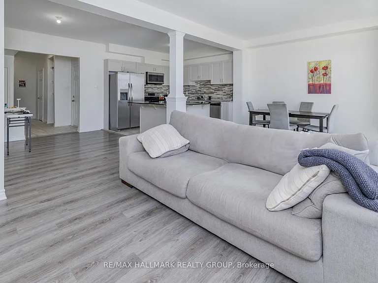 57 Caspian Row — Photo 9