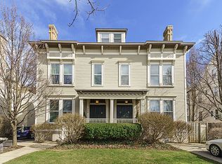 309 Davis St, Evanston, IL 60201