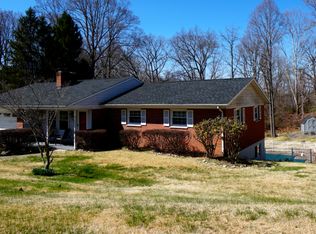 146 Crestview Rd, Russell, KY 41169