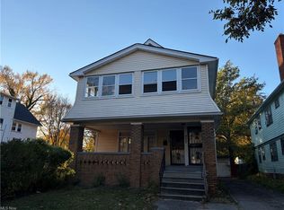 924 Helmsdale Rd #1, Cleveland, OH 44112