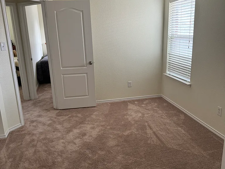 2053 Clear Creek Dr — Photo 28