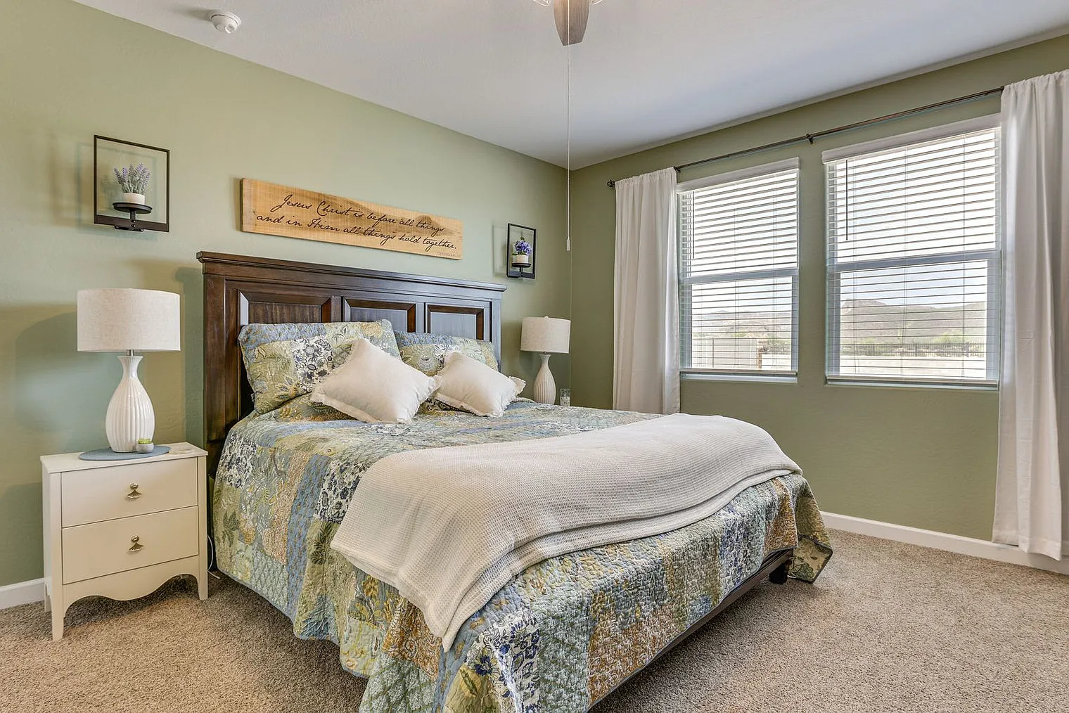 3 bed, 2.0 bath, 1840 sqft, $5,225 — Photo 3