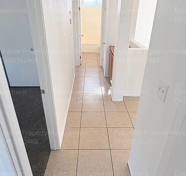 7400 Cross Glade St — Photo 22