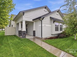 903 W Parkstone St, Meridian, ID 83646