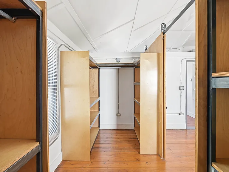 127 Clay St #2 — Photo 9