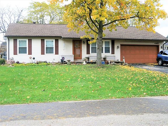 2nd image of 445 Catalpa Ln