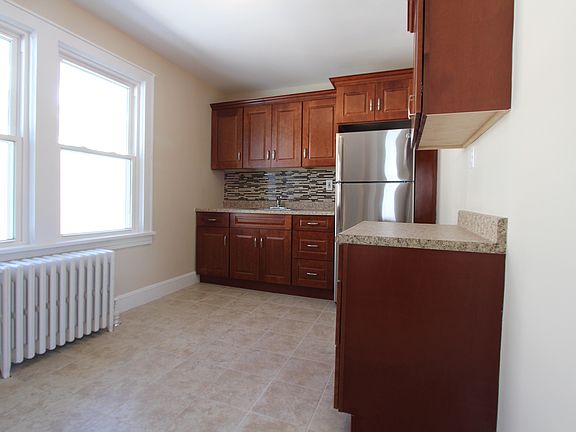 5th image of 9 Wallace Pl #2
