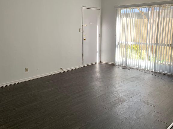 3rd image of 3746 Vinton Ave #3