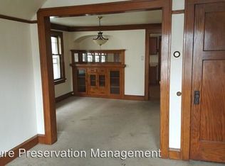 2011 W Greenfield Ave, Milwaukee, WI 53204