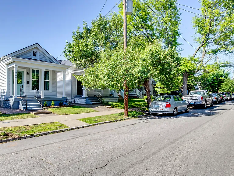 1909 Bonnycastle Ave — Photo 7