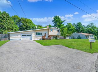 18 Barbara Ln, Wappingers Falls, NY 12590