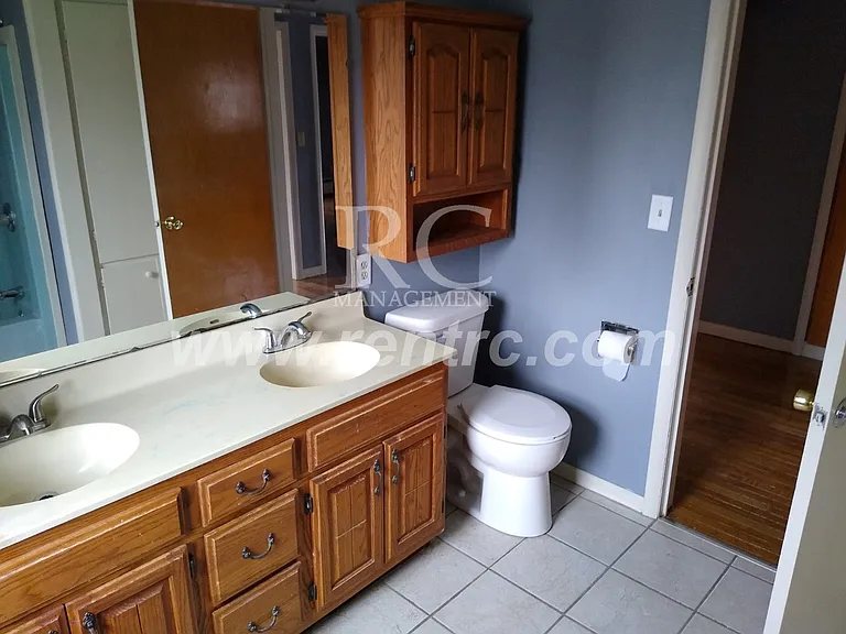 905 Sprague Rd — Photo 6