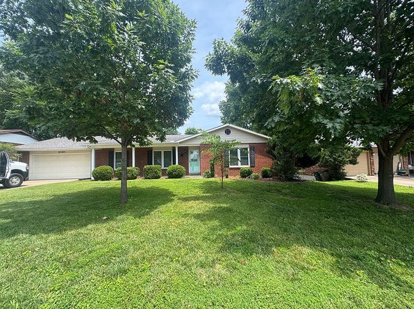 2020 Cambridge Dr