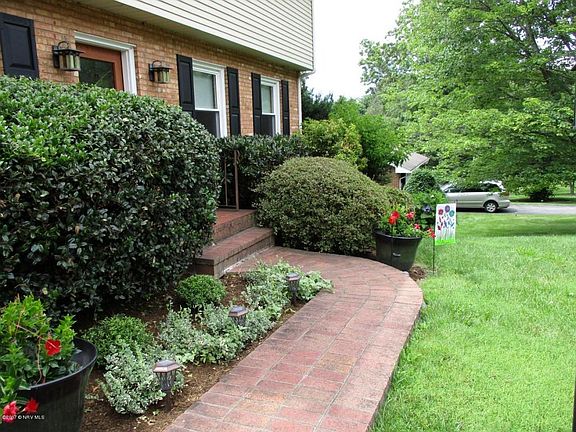 2nd image of 604 Alleghany St