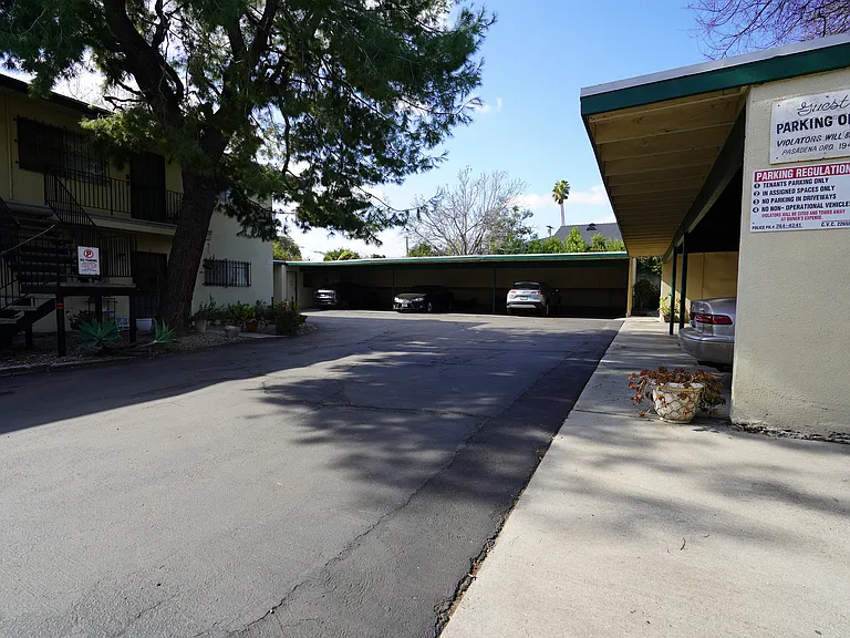 35 El Nido Ave #2 — Photo 13